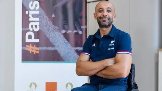 Moez El Assine, salarié Orange et escrimeur paralympique