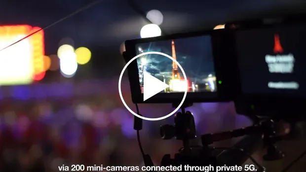 Aperçu vidéo film bilan technique. Plan sur caméra filmant la Tour Eiffel