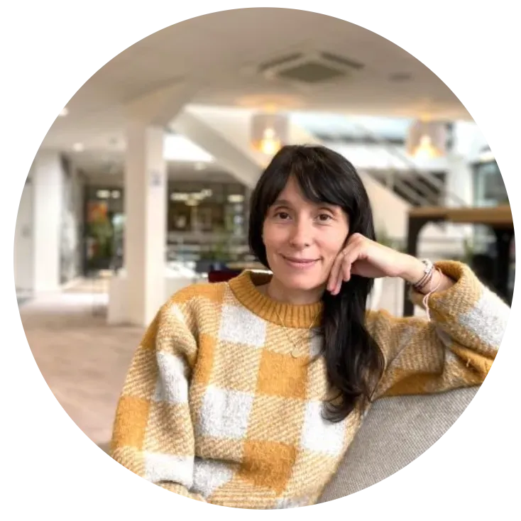 portrait rond Mélanie Neveu