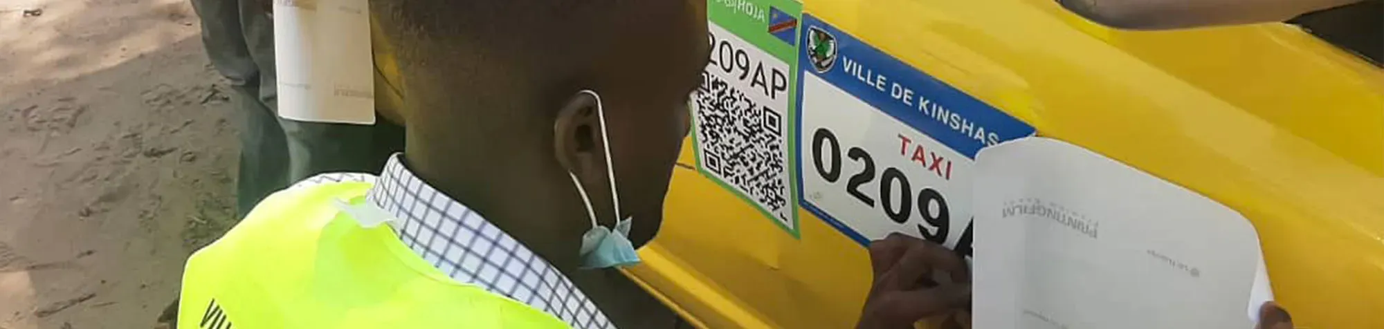 magazine image article hoja taxi