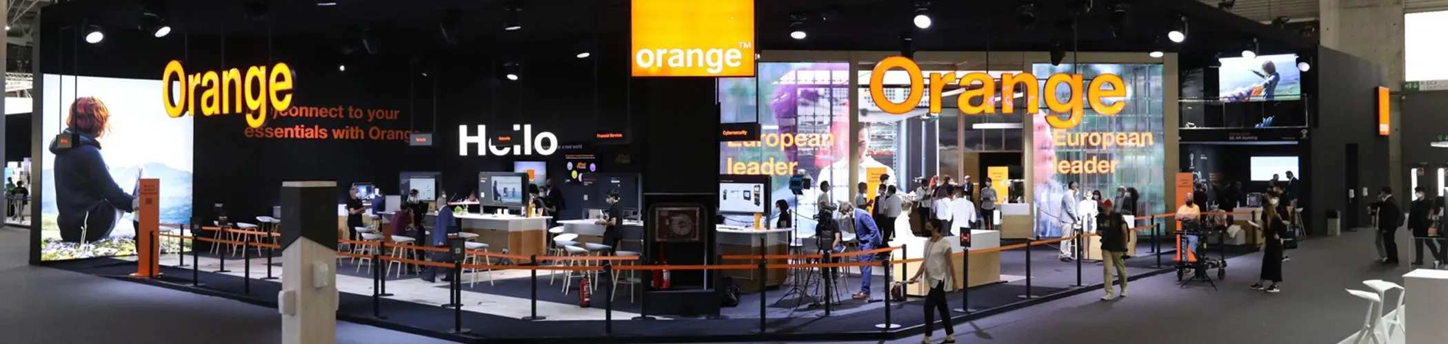 stand orange MWC