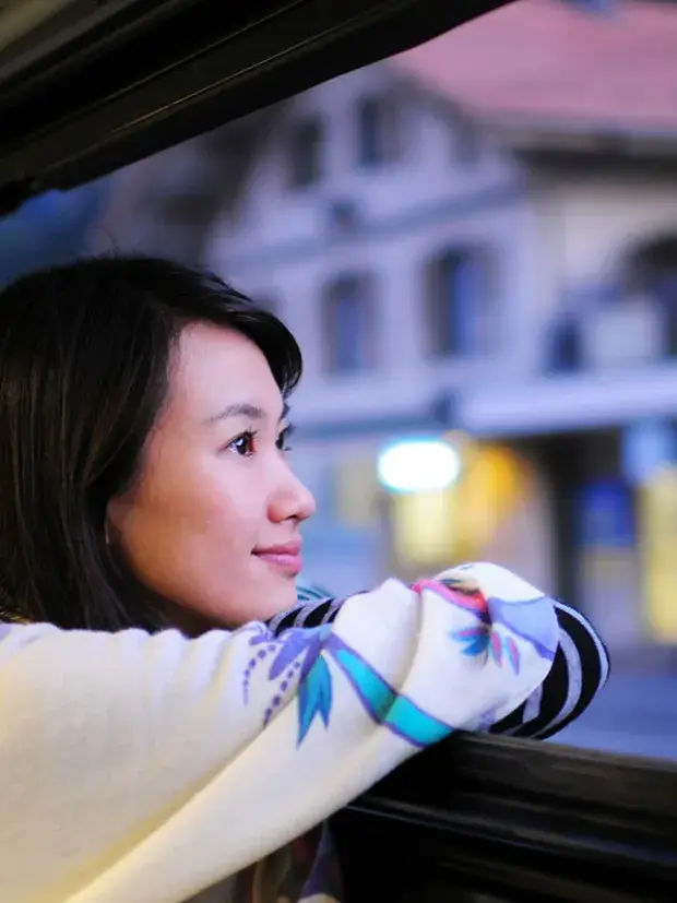 visuel magazine lets work together adapt and come back stronger