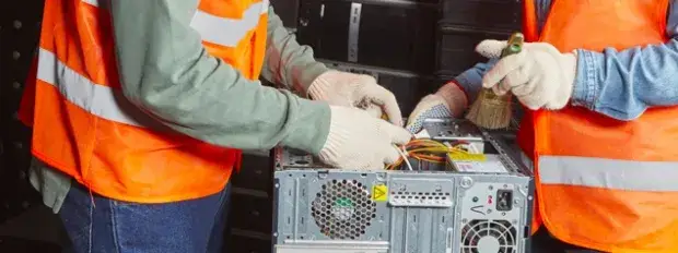 2 techniciens reconditionnement matériel